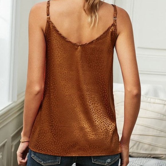 Spaghetti Strap Buttoned Tank Top - Picture 2 of 5